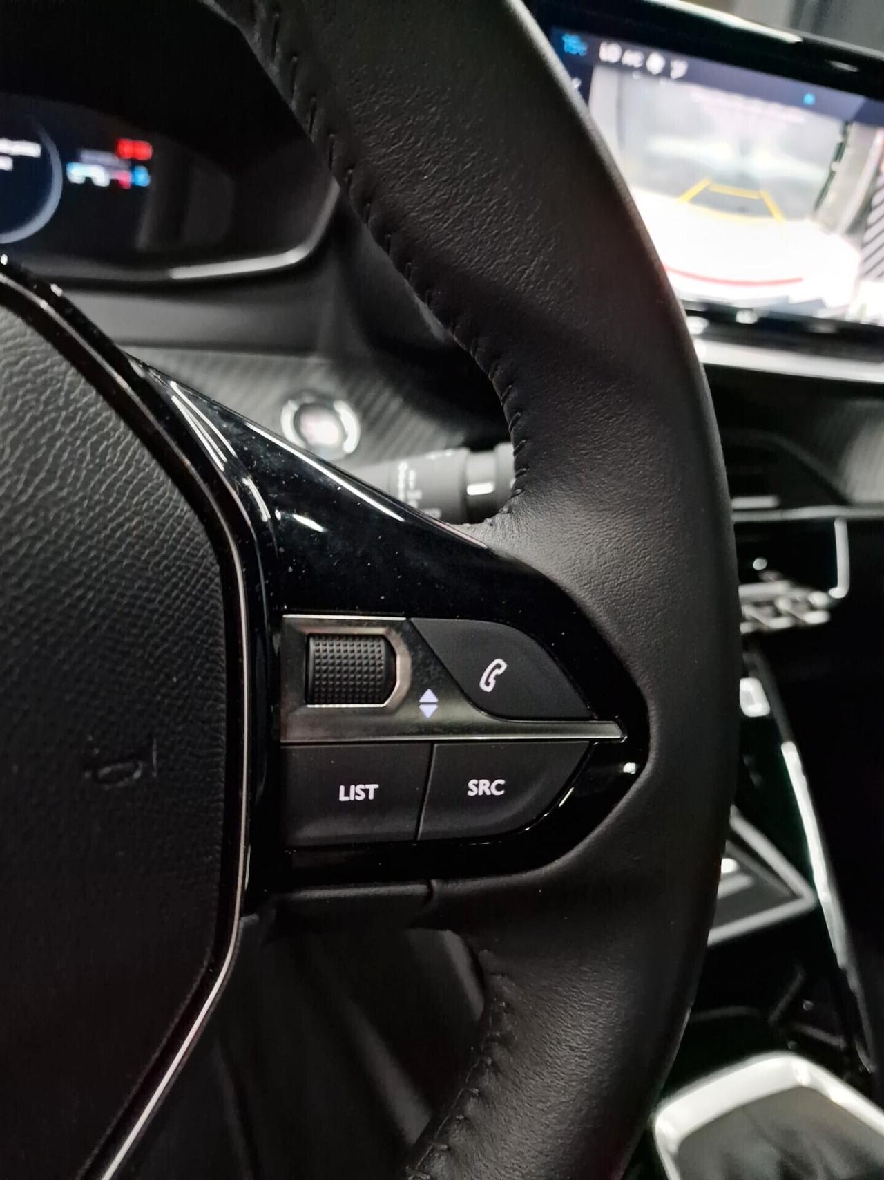 Peugeot 2008 1.2 PureTech 100 S&S Allure