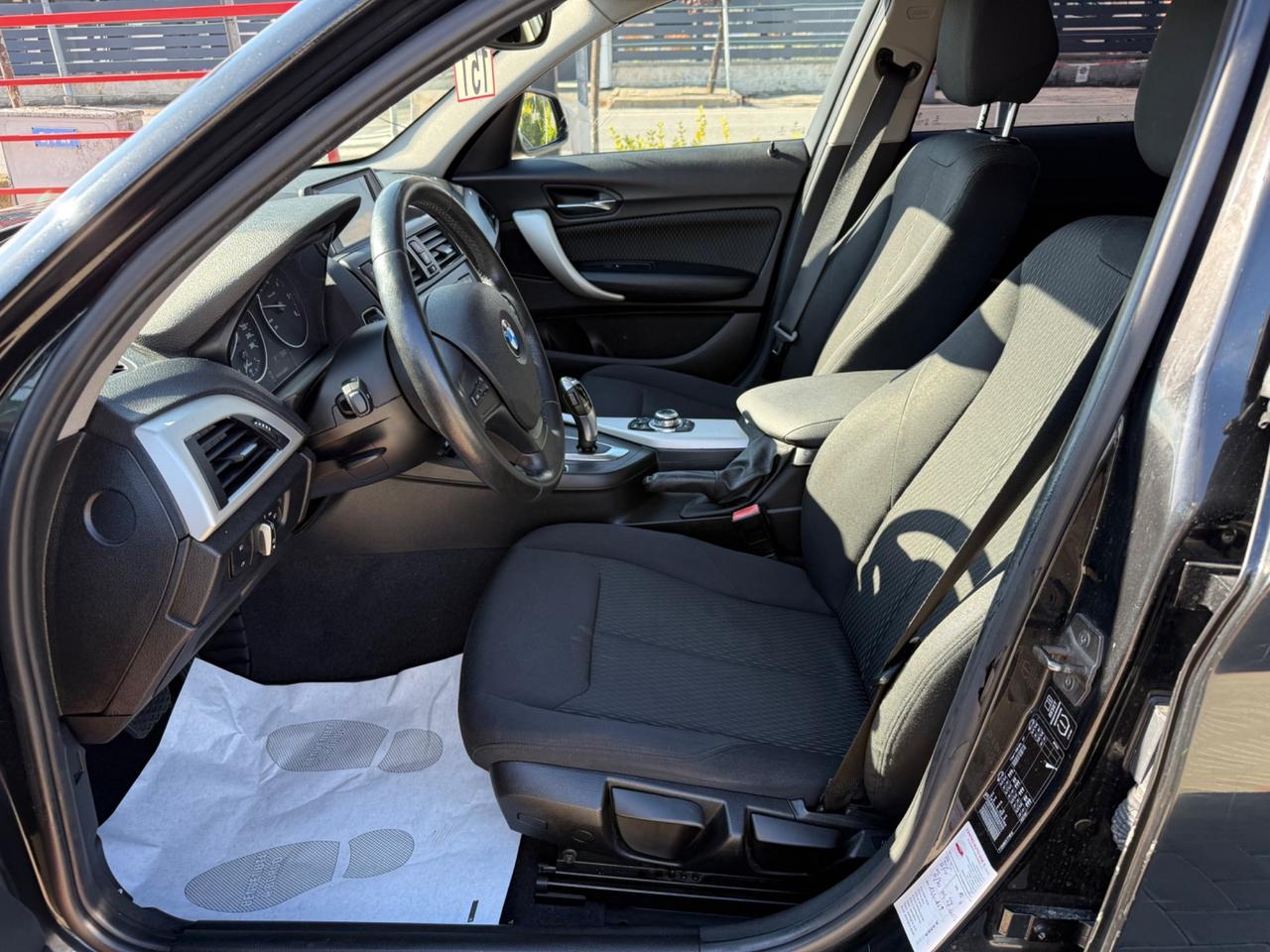 Bmw 118d 5p. 143CV CAMBIO AUTOMATICO