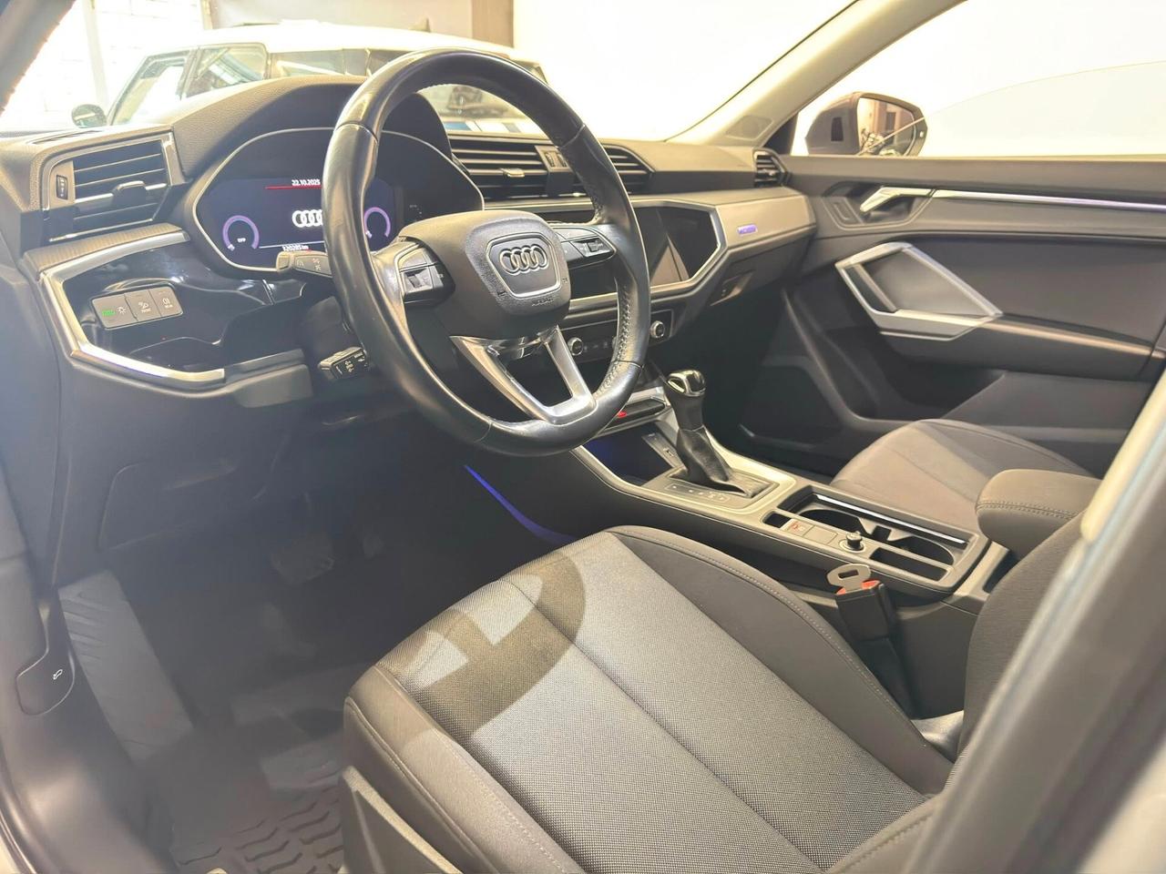 Audi Q3 SPB 35 TDI quattro Business Plus