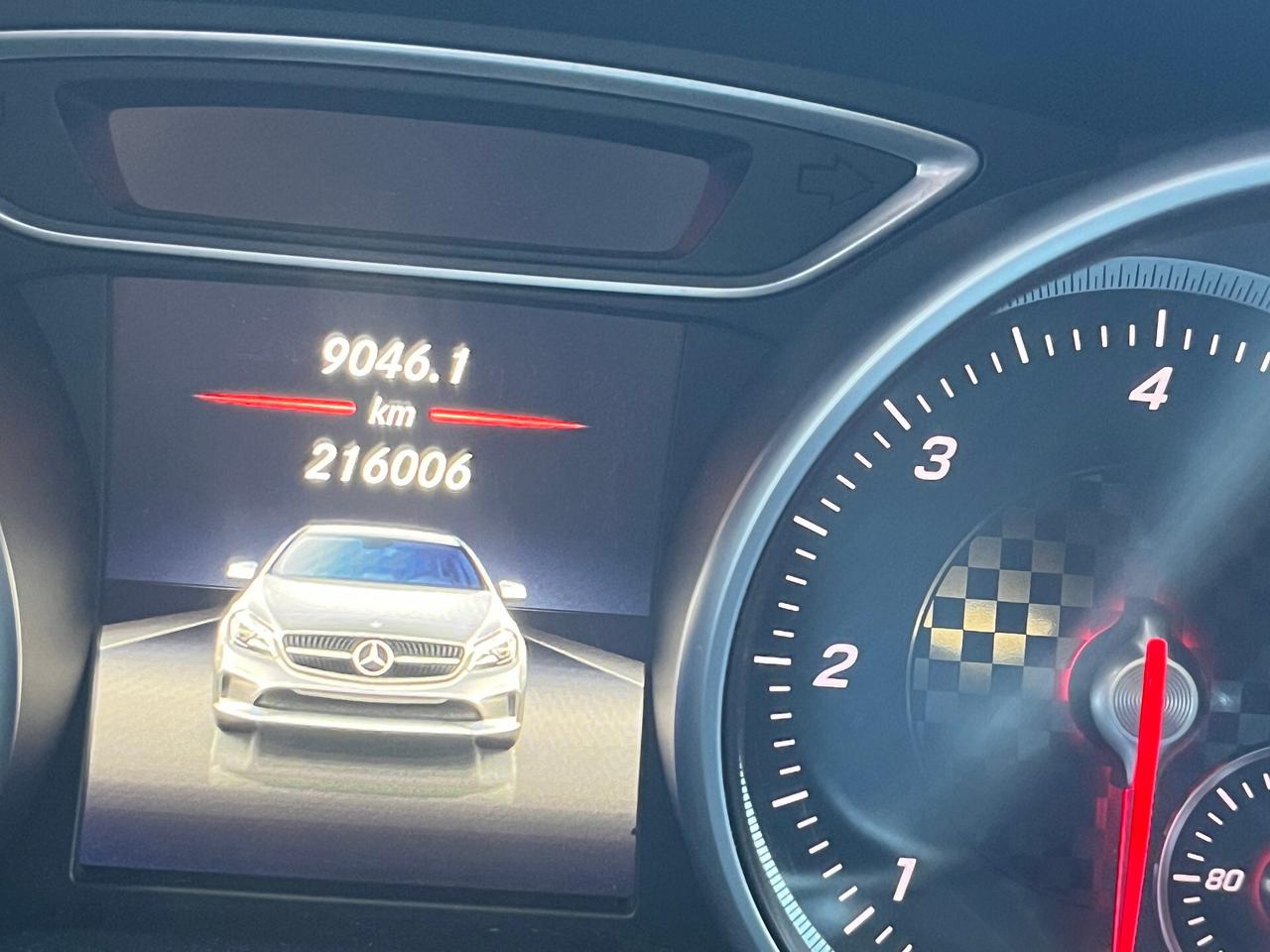 MERCEDES-BENZ A 180 D - AUTOMATIC PREMIUM - CAMBIO AUTOMATICO - ANCHE PER NEOPATENTATI - EURO 6 B