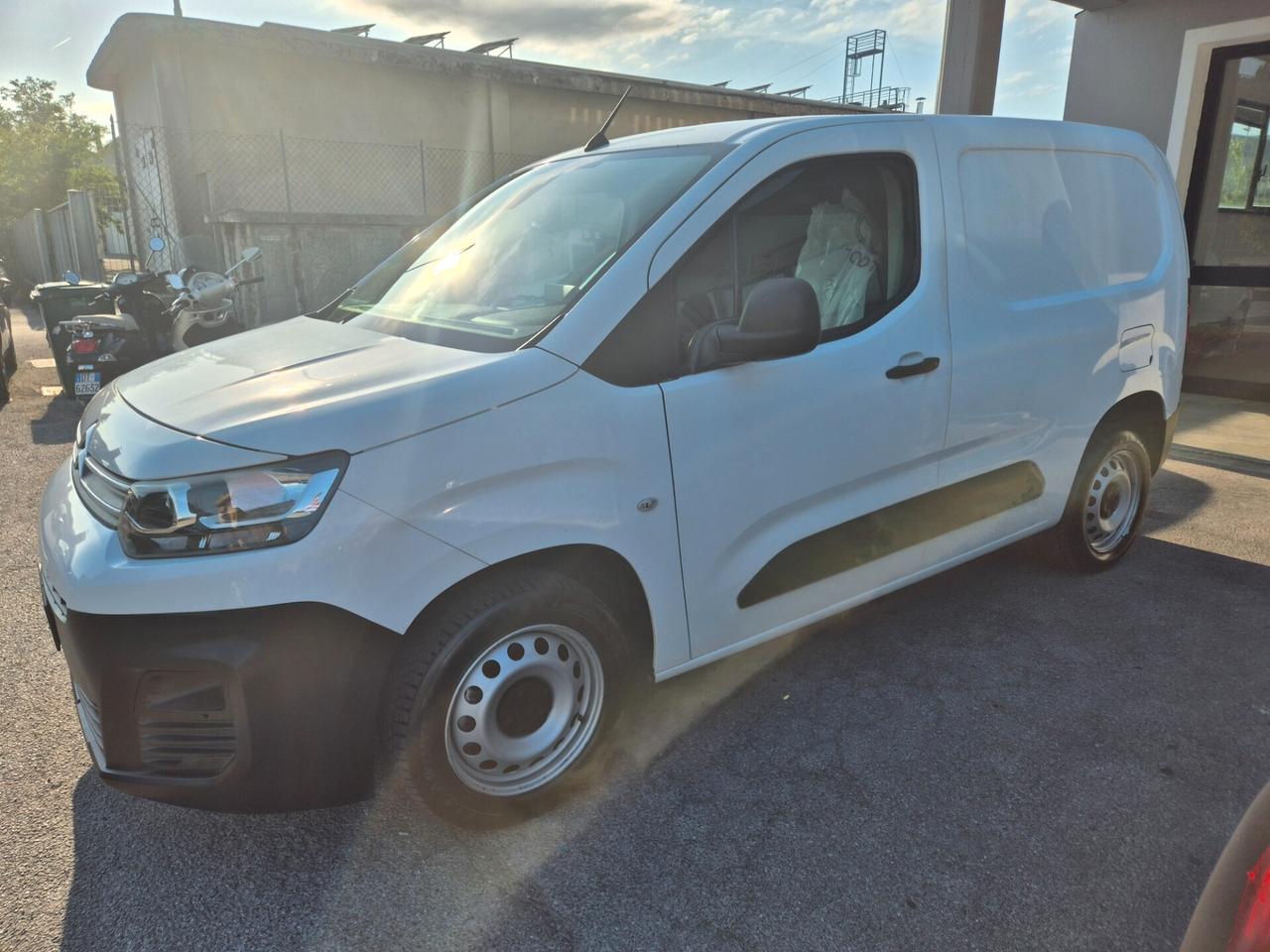 Citroen Berlingo BlueHDi 130 S&S Van M Club