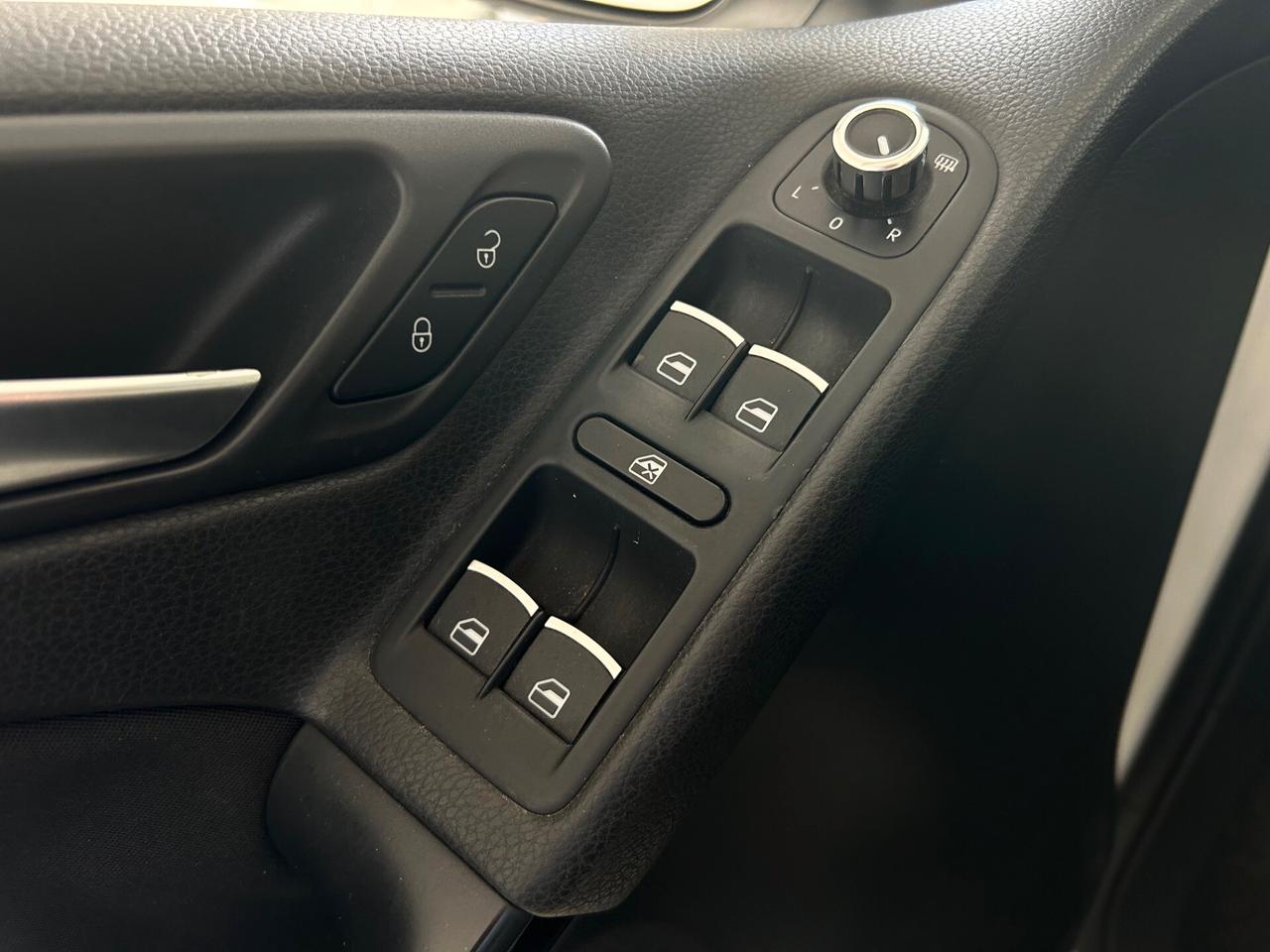 Volkswagen Golf 2.0 TDI 110 cv HIGHLINE