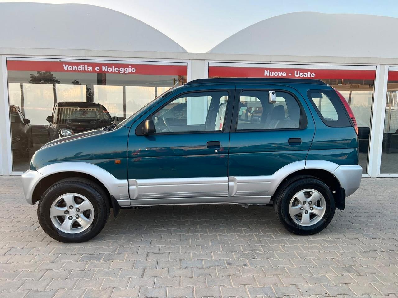Daihatsu Terios 1.3i 16V cat 4WD SX OK NEOPATENTATI