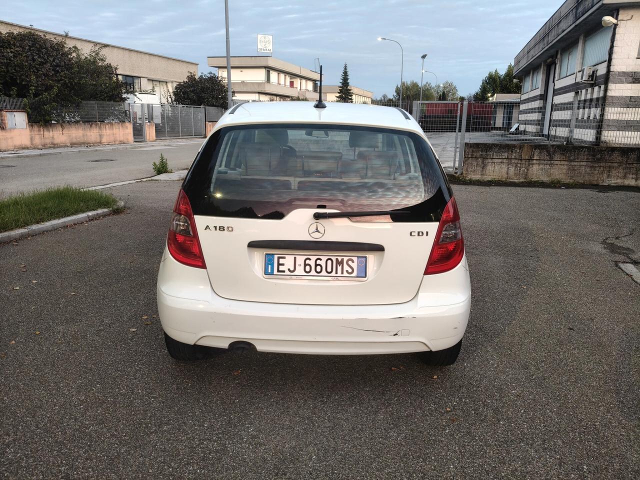 Mercedes-benz A 180 CDI Executive 2011