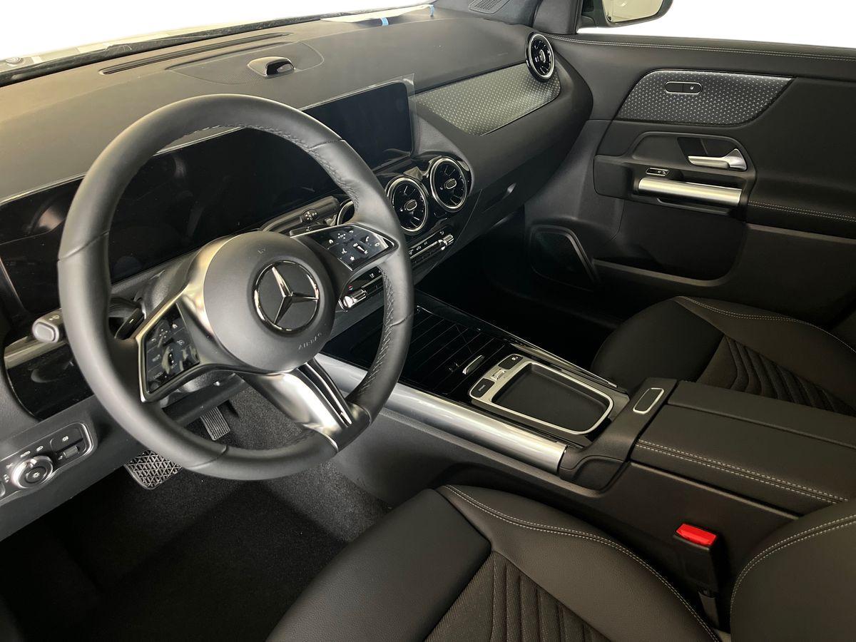 Mercedes-Benz GLA 200 d automatic