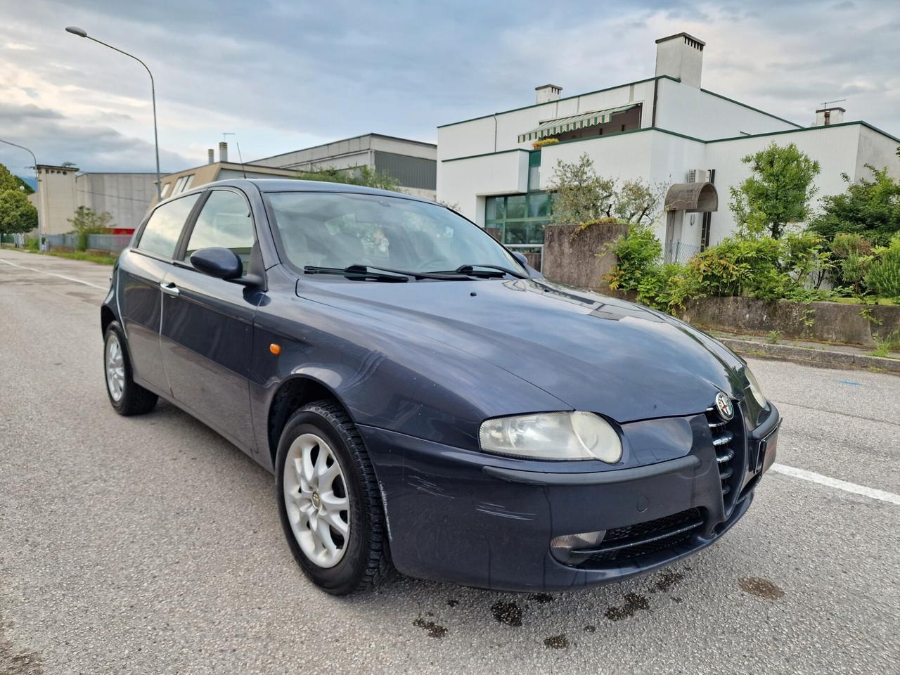 Alfa Romeo 147 1.9 JTD 16V ok Neopatentati