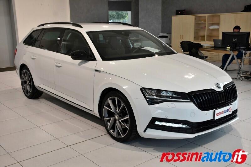 SKODA SUPERB WAGON 2.0 TDI 200 CV DSG SPORTLINE + R19 VEGA
