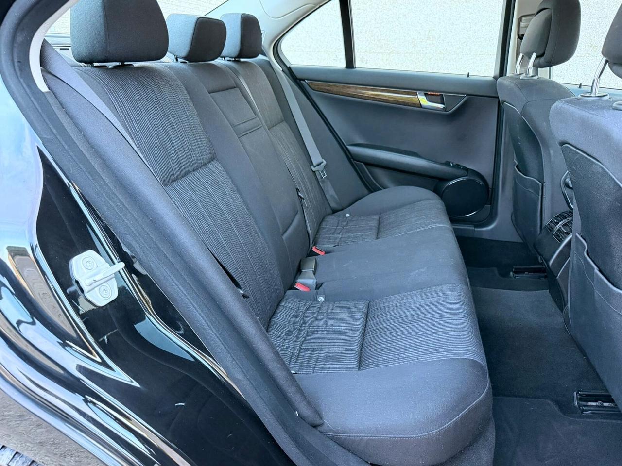 Mercedes Benz C200 Berlina 136CV SOLO 99000KM