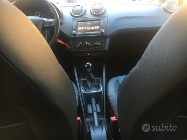 SEAT Ibiza 5P 1.4 TDI CR Connect 90cv