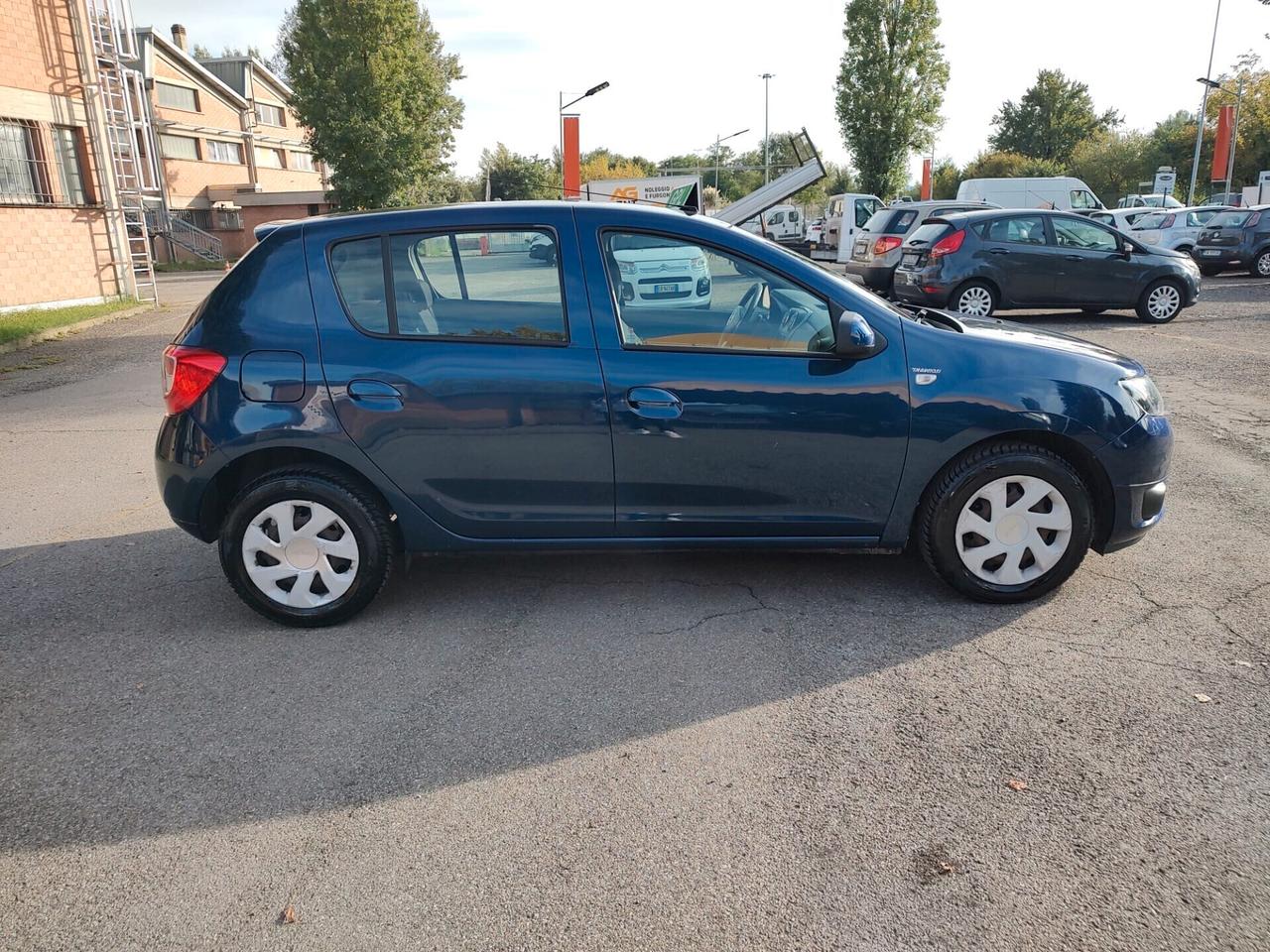 Dacia Sandero 0.9 TCe 12V T-GPL 90 Start&Stop SS Lauréate Family