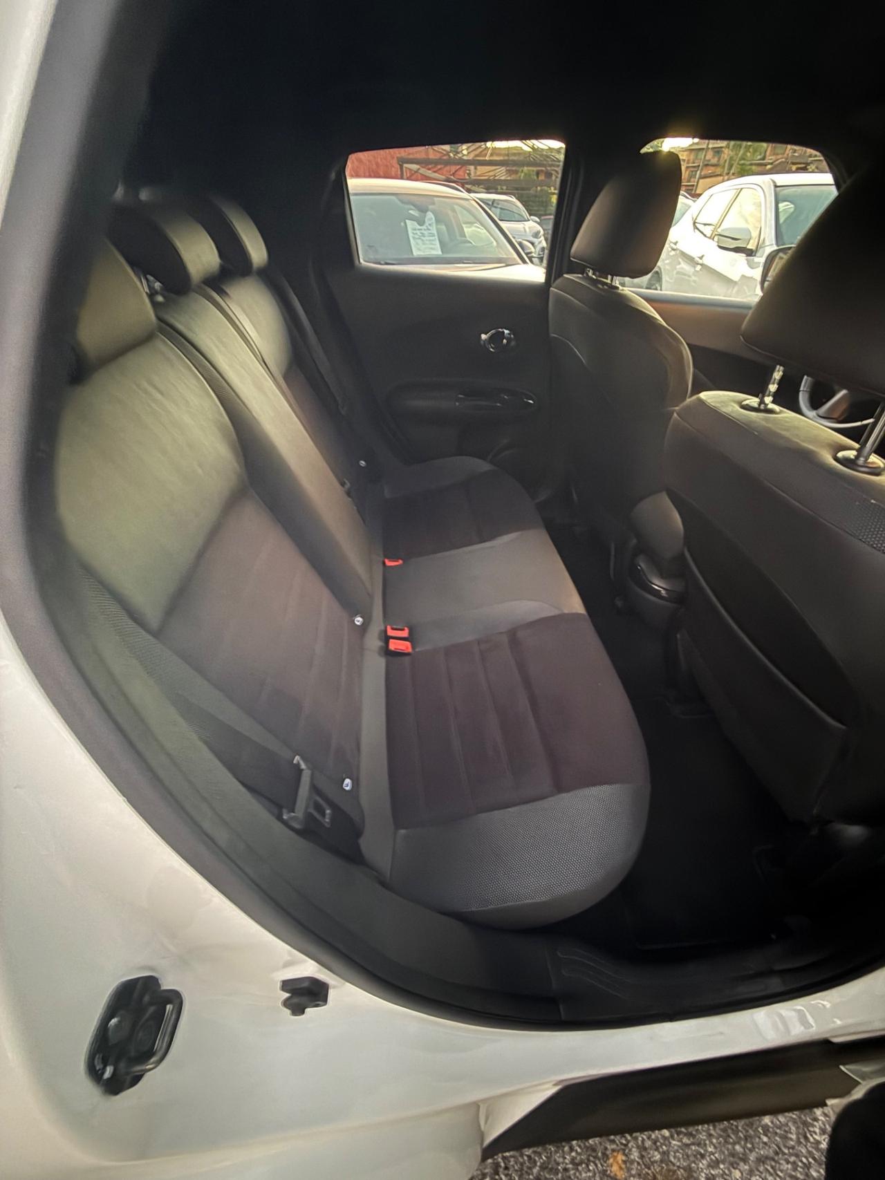 Juke 1.5 dCi- N-Connecta-(( 50 MILA KM -UNIPRO ))