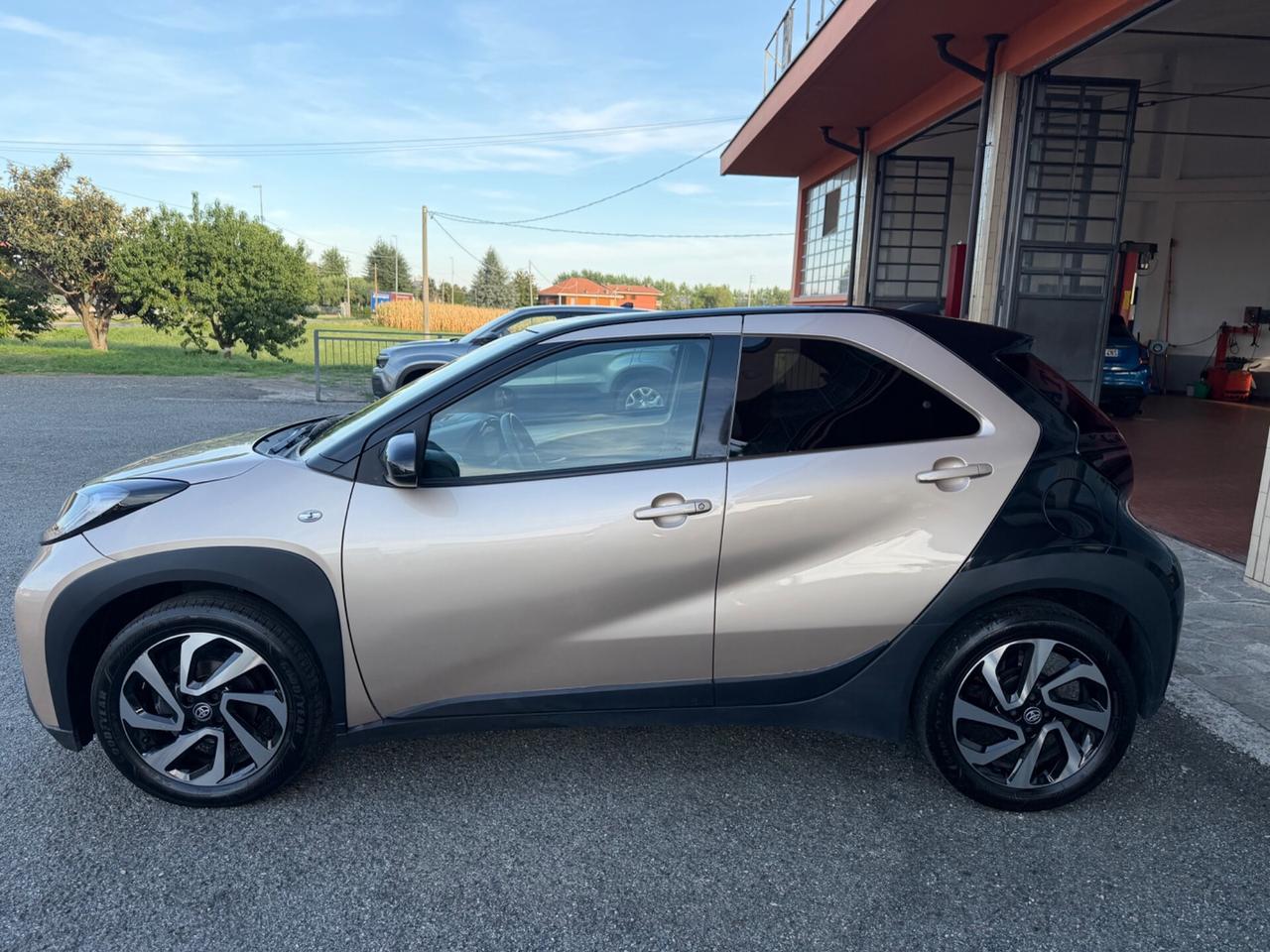 Toyota Aygo X 1.0 VVT-i 72 CV 5 porte Trend
