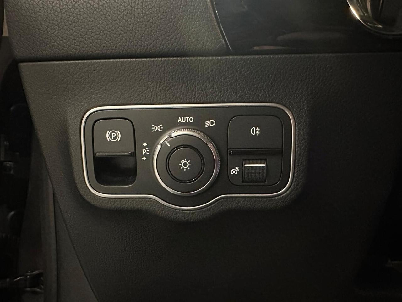 Mercedes-benz GLA 200 d Automatic Premium