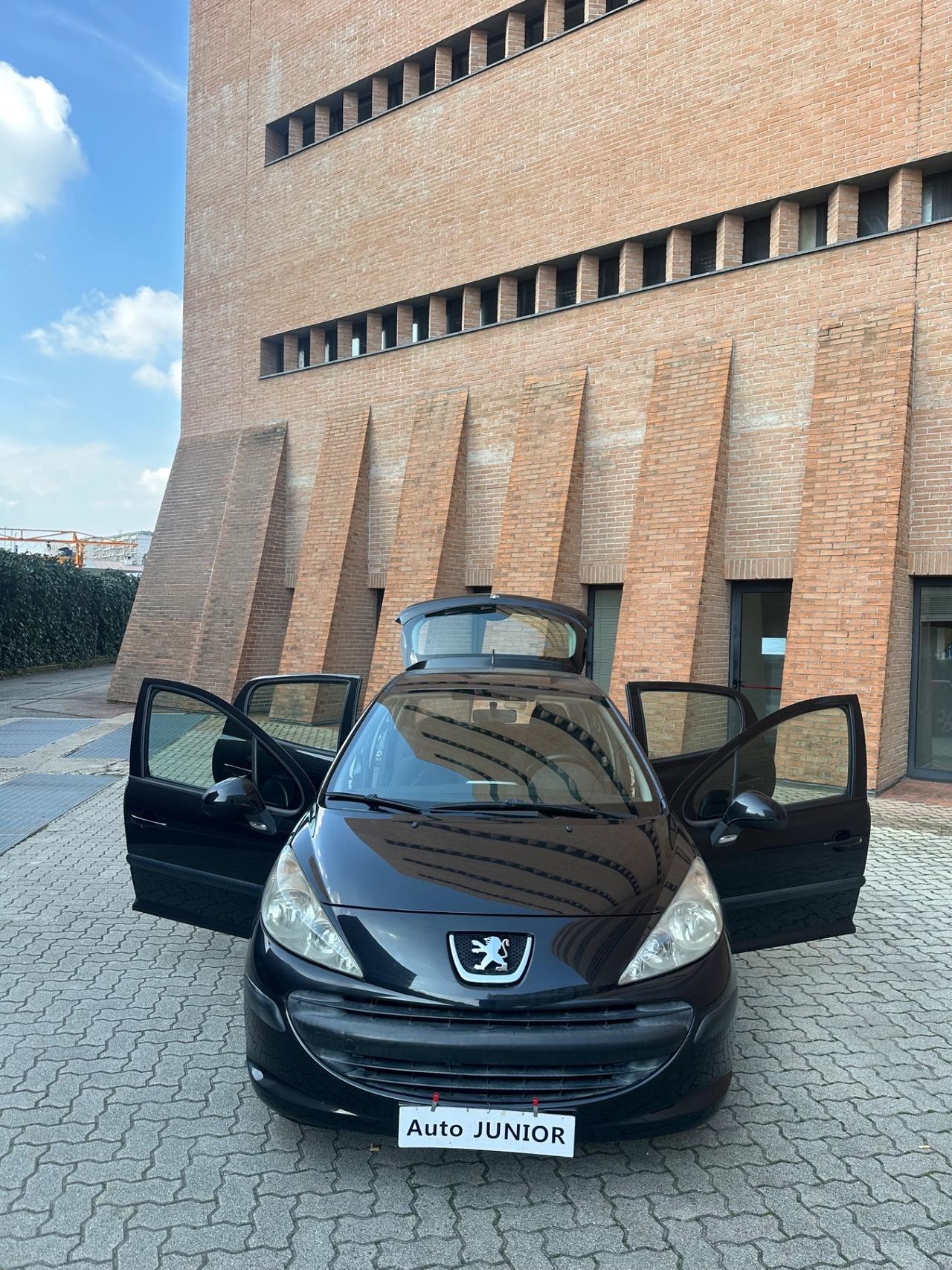 Peugeot 207 1.4 VTi 95CV 5p. X Line