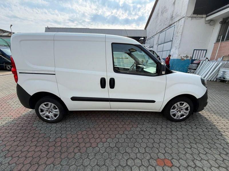 FIAT Doblò Doblò CH1 LOUNGE 1.6 Mjet 105cv E6D-f S&S