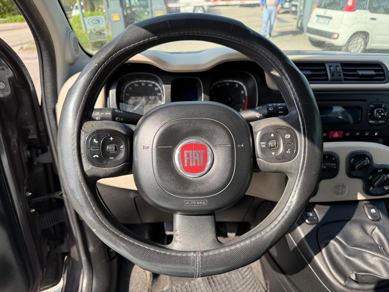 Fiat Panda 0.9 TwinAir 84 CV Natural Power Lounge