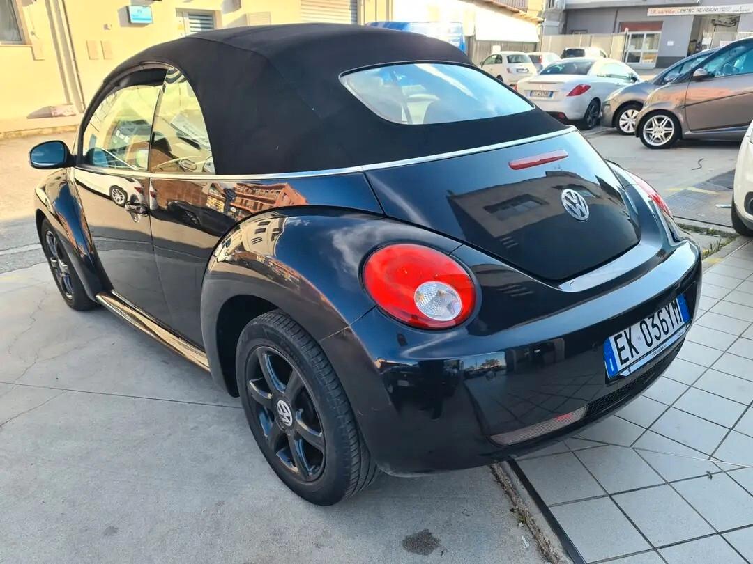 Volkswagen New Beetle 1.9 TDI 105CV Cabrio Lim. Red Edt.