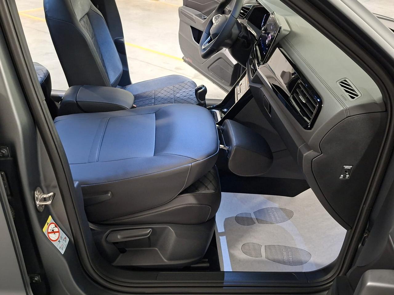 Volkswagen T-Roc 1.0 TSI 116CV R-Line Plus OPACA Km.0