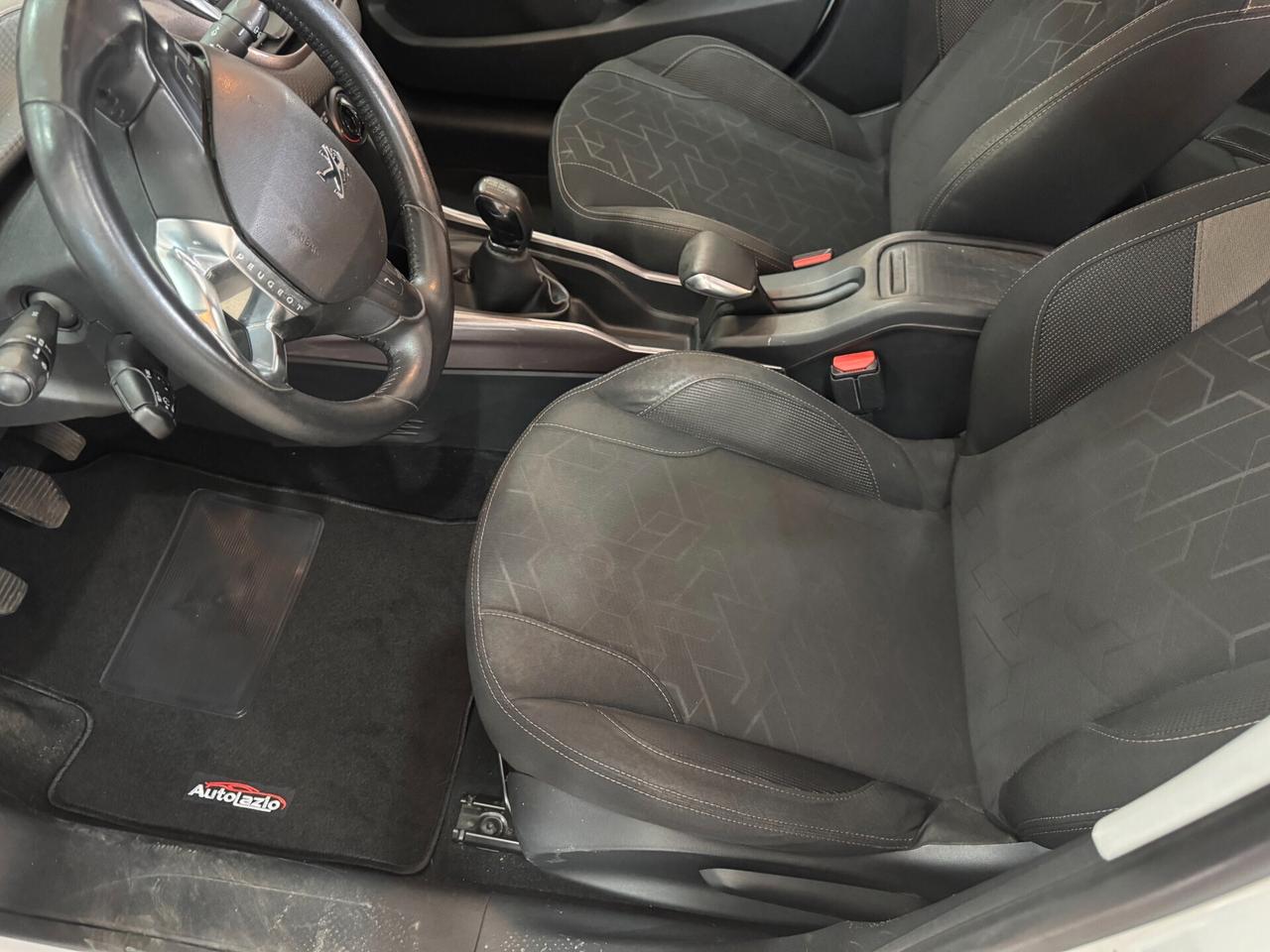 Peugeot 2008 PureTech 82 cv. Allure NAVIGAT.-OK NEOPATENTATI
