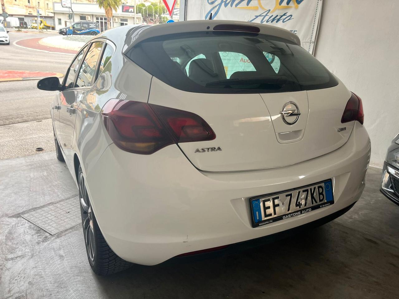 Opel Astra 1.7 CDTI 110CV 5 porte Cosmo