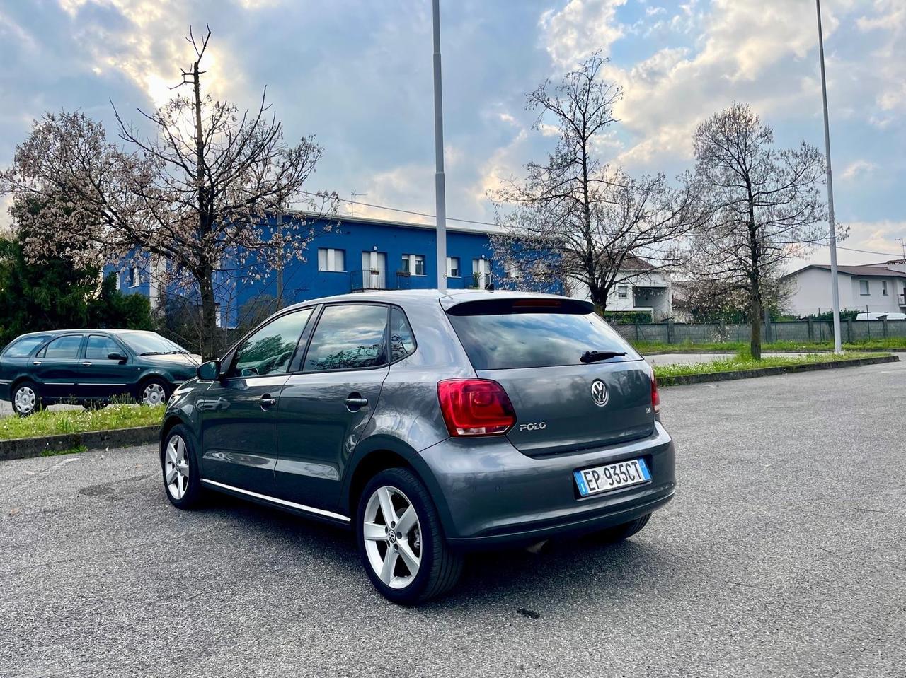 Volkswagen Polo 1.4 DSG 5 porte Highline