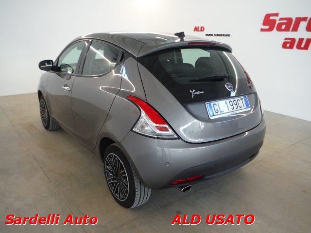 LANCIA Ypsilon 1.0 FireFly 5 porte S&S Hybrid Ecochic Gold