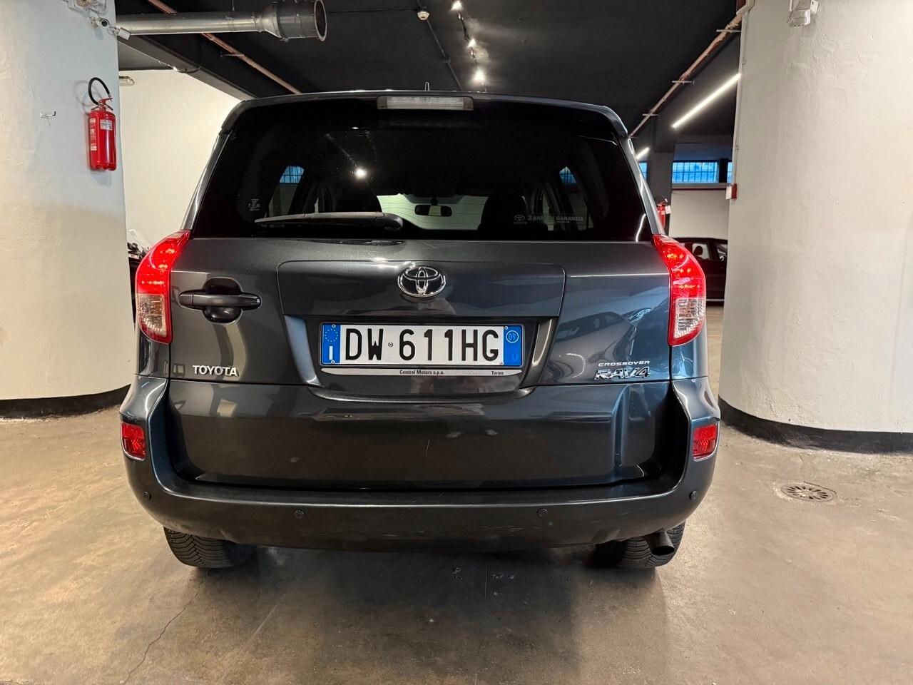 Toyota RAV 4 Crossover 2.0 Sol 4x4