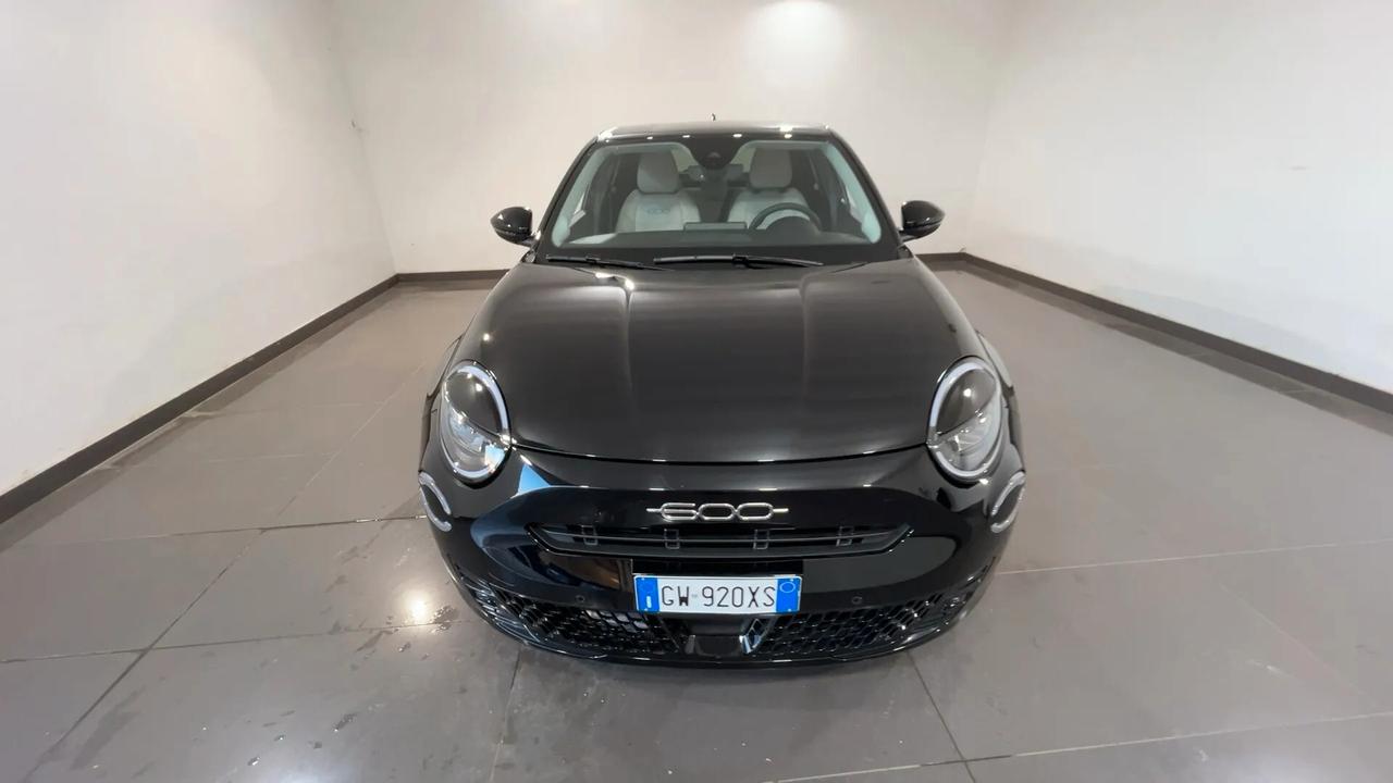 Fiat 600 Hybrid 110 CV DCT MHEV La Prima