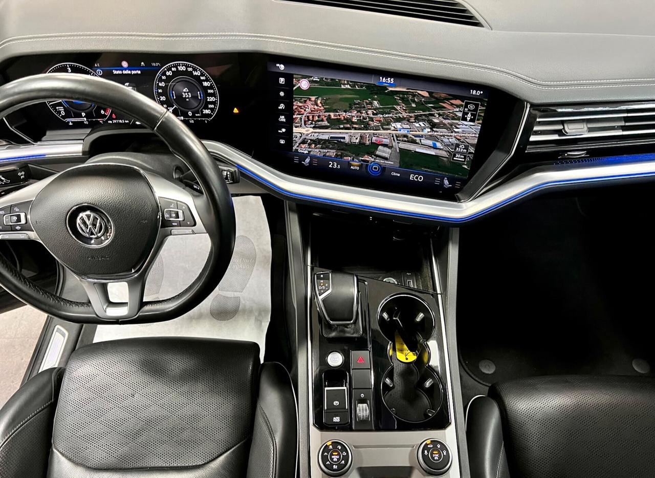 Volkswagen Touareg 3.0 V6 TDI 286 CV SCR R Line
