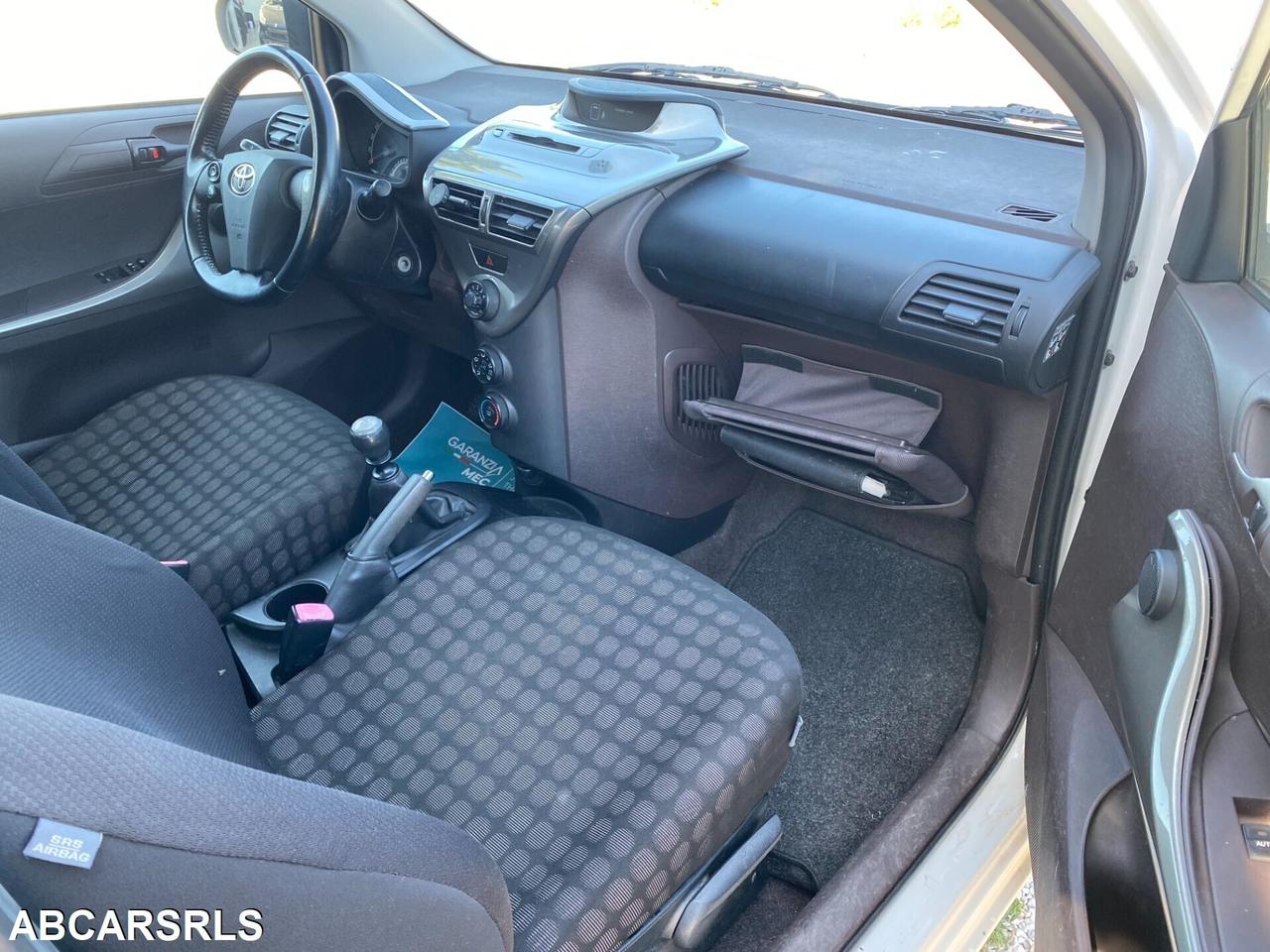 TOYOTA - iQ - 1.0 - NEOPATENTATI - FINANZIABILE - PERMUTE
