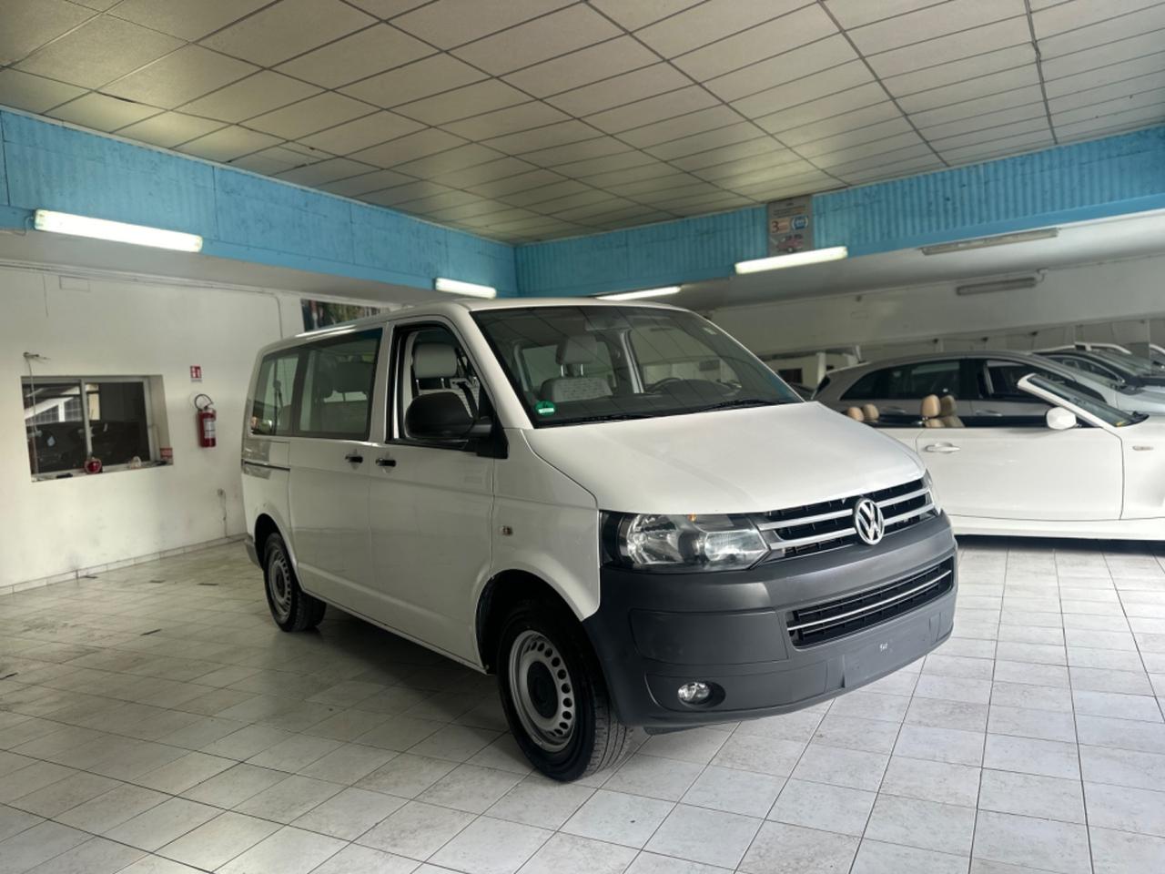 Volkswagen Transporter Caravelle 2.0 TDI 102CV PC Trendline