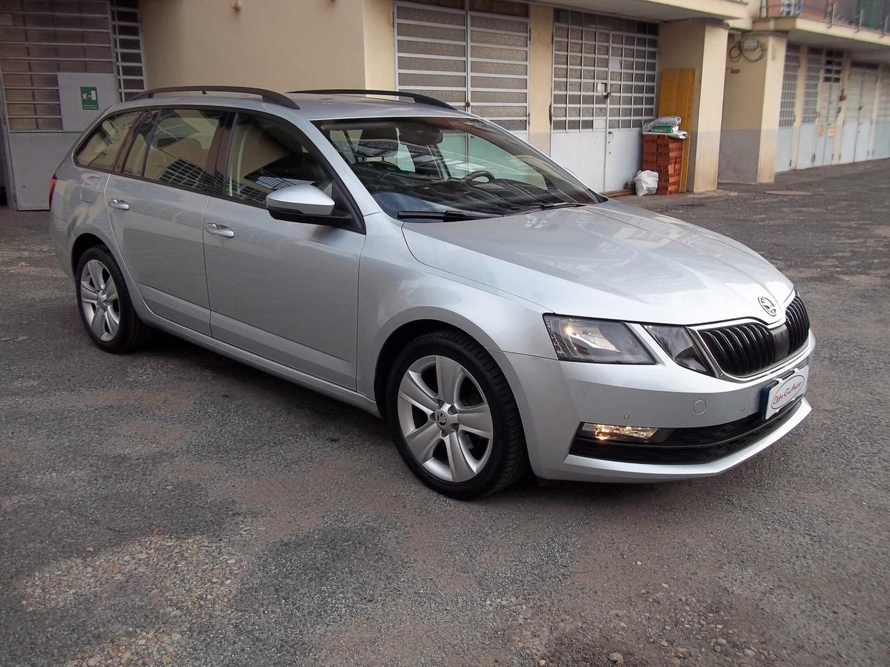 Skoda Octavia Wagon Style 1.6 TDI DSG Cambio automatico/Sequenziale Euro 6d-Temp