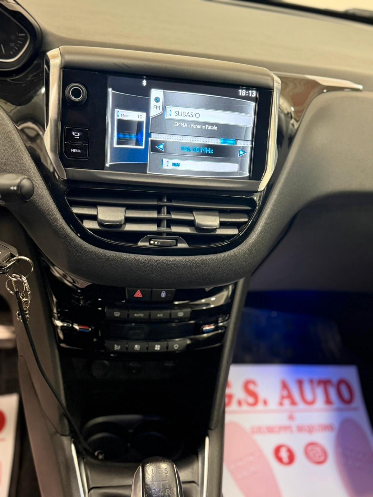 Peugeot 208 2014 Allure 1.2cc Benzina