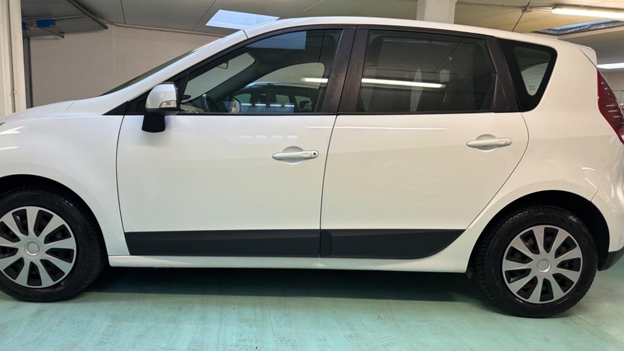 Renault Scenic Scénic XMod 1.5 dCi 110CV Wave