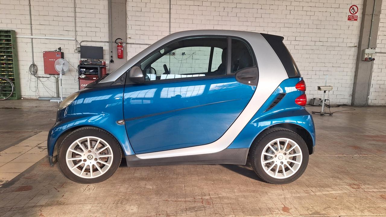 Smart ForTwo 1000 52 kW coupé passion