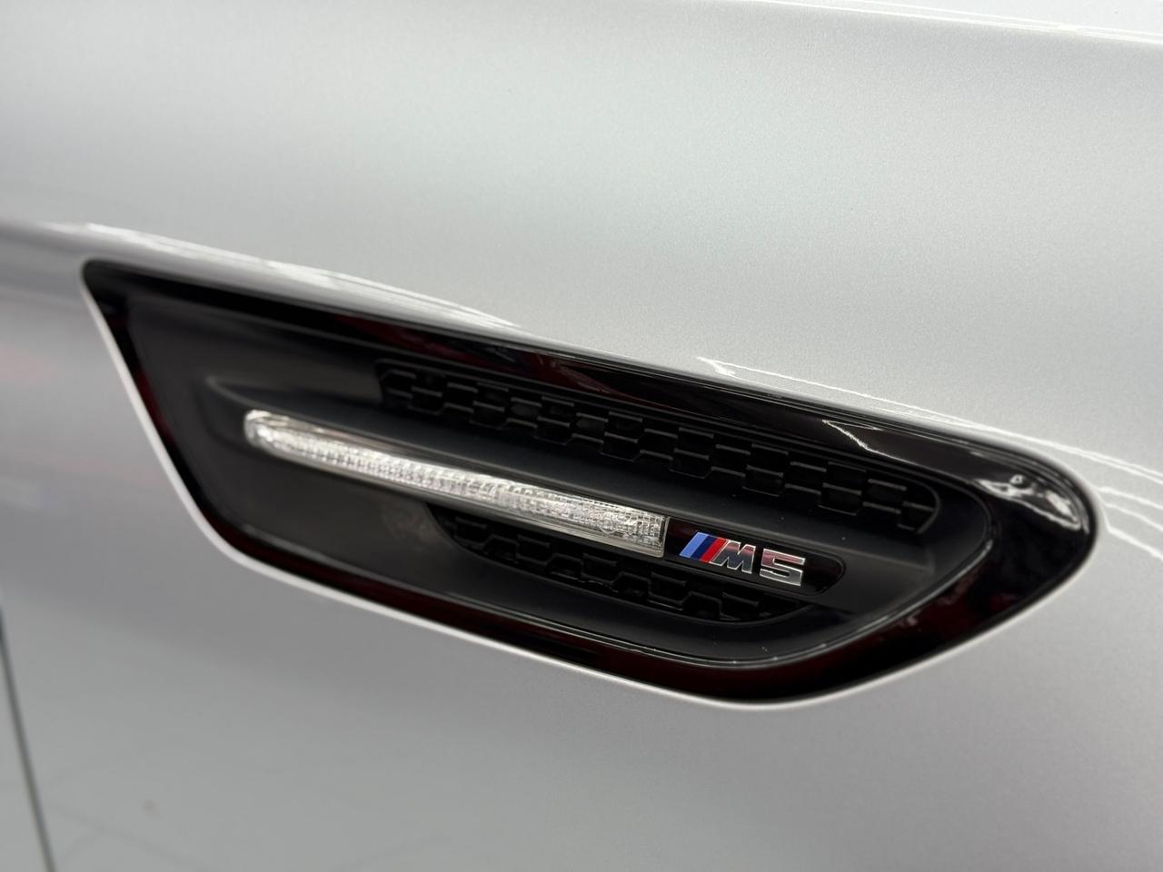 Bmw M5 4.4 V8 Accettiamo permute
