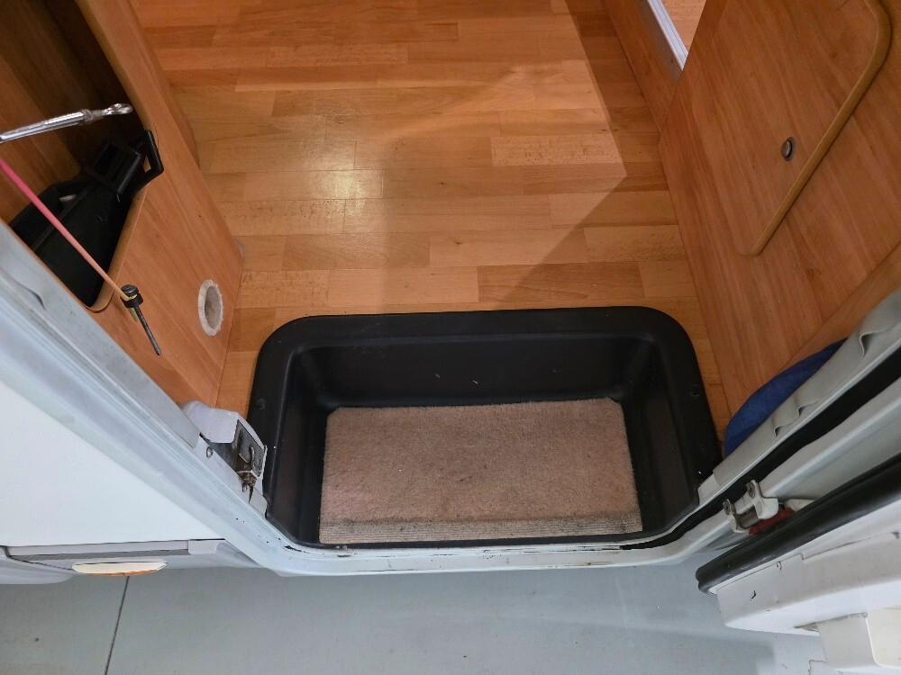 CAMPER ADRIA CORAL S 680 SPL