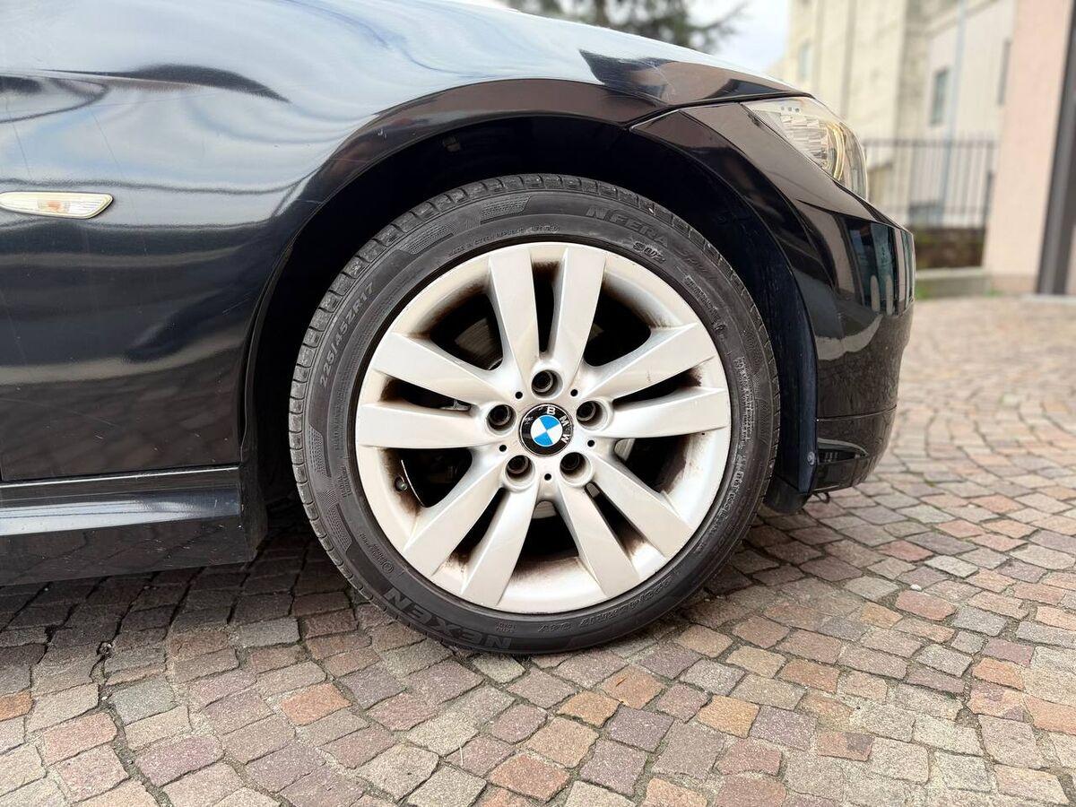 BMW Serie 3 Touring 320d Touring Futura c pelle 184cv