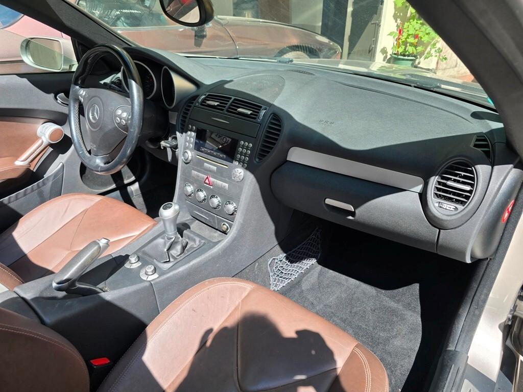 Mercedes-benz SLK 200 Kompressor MANUALE/BOOK SERVICE/CRS