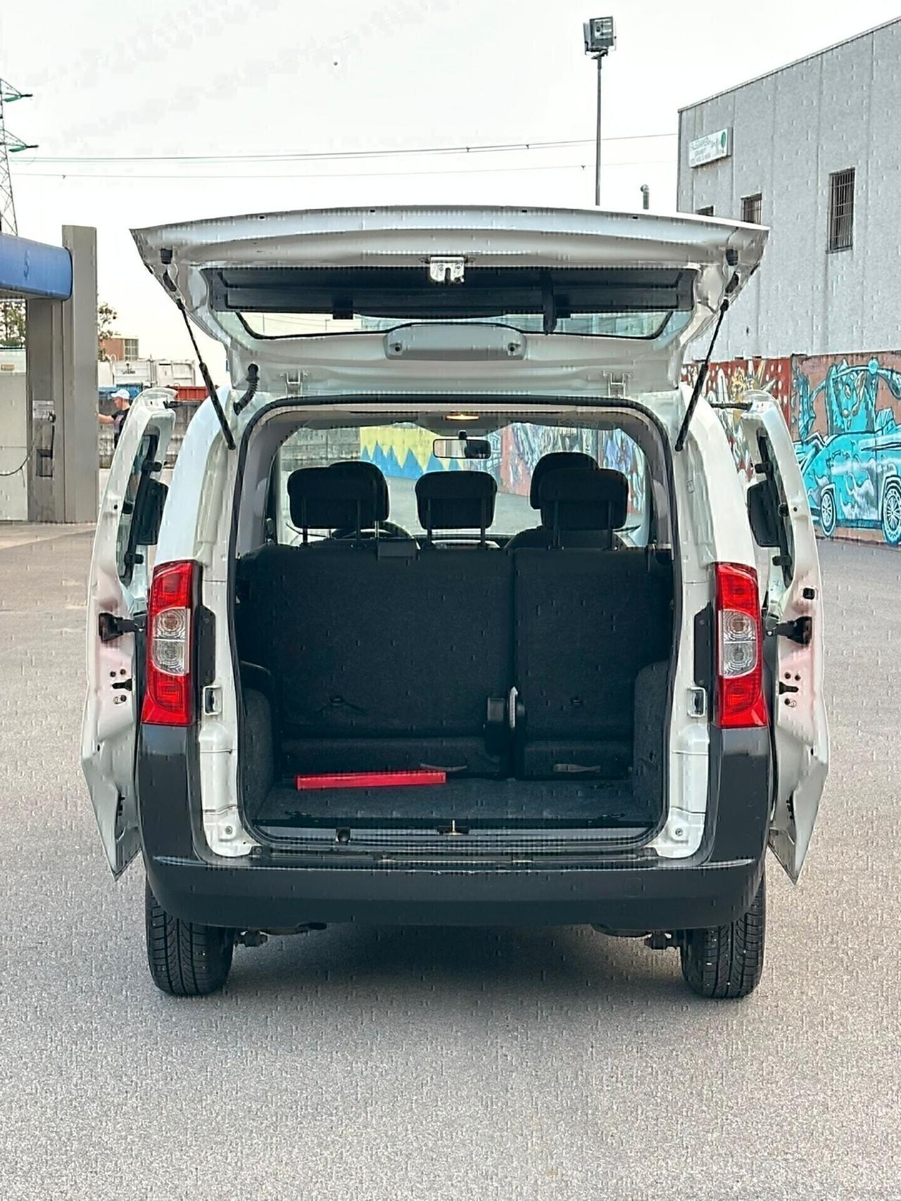 FIAT QUBO CON 4 POSTI E 177.000 KM SUPER PREZZO