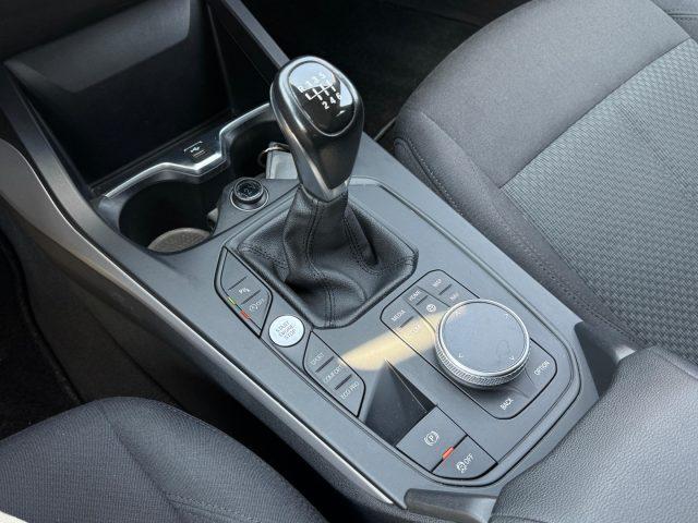 BMW 118 d 5p. Business
