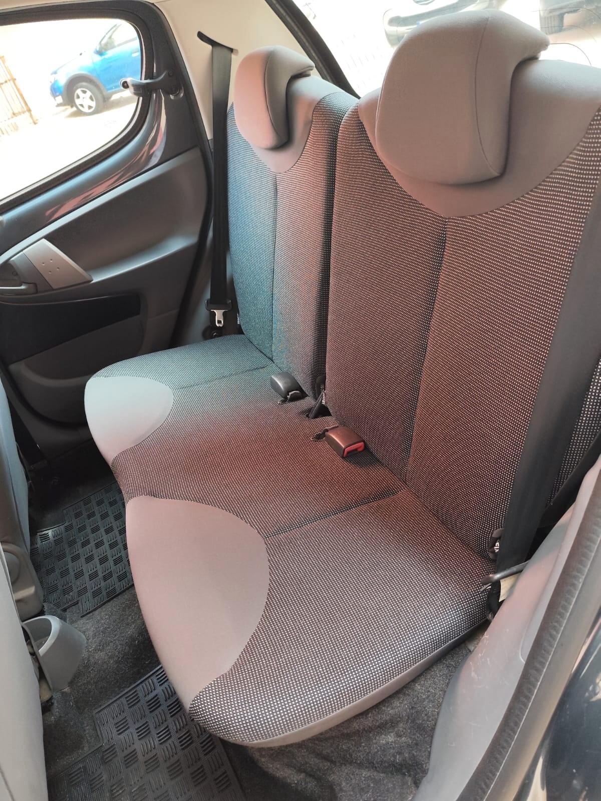 Peugeot 107 1.0 Benzina 68CV 5p.