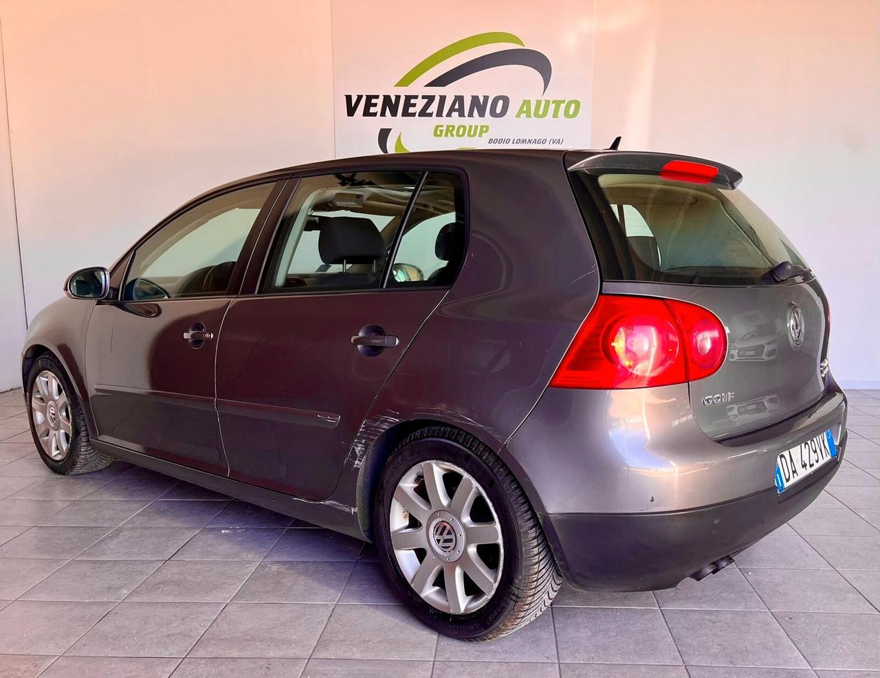 Volkswagen Golf 2.0 16V TDI 4mot. 5p. Sportline