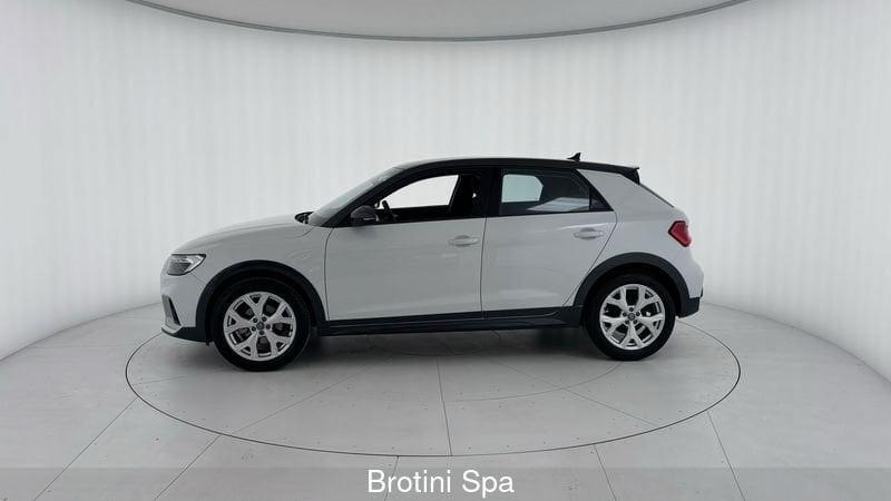 Audi A1 citycarver 25 TFSI