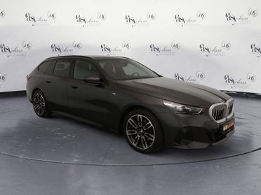 BMW Serie 5 520i sDrive M Sport Gancio Pelle Camera 360° Tetto