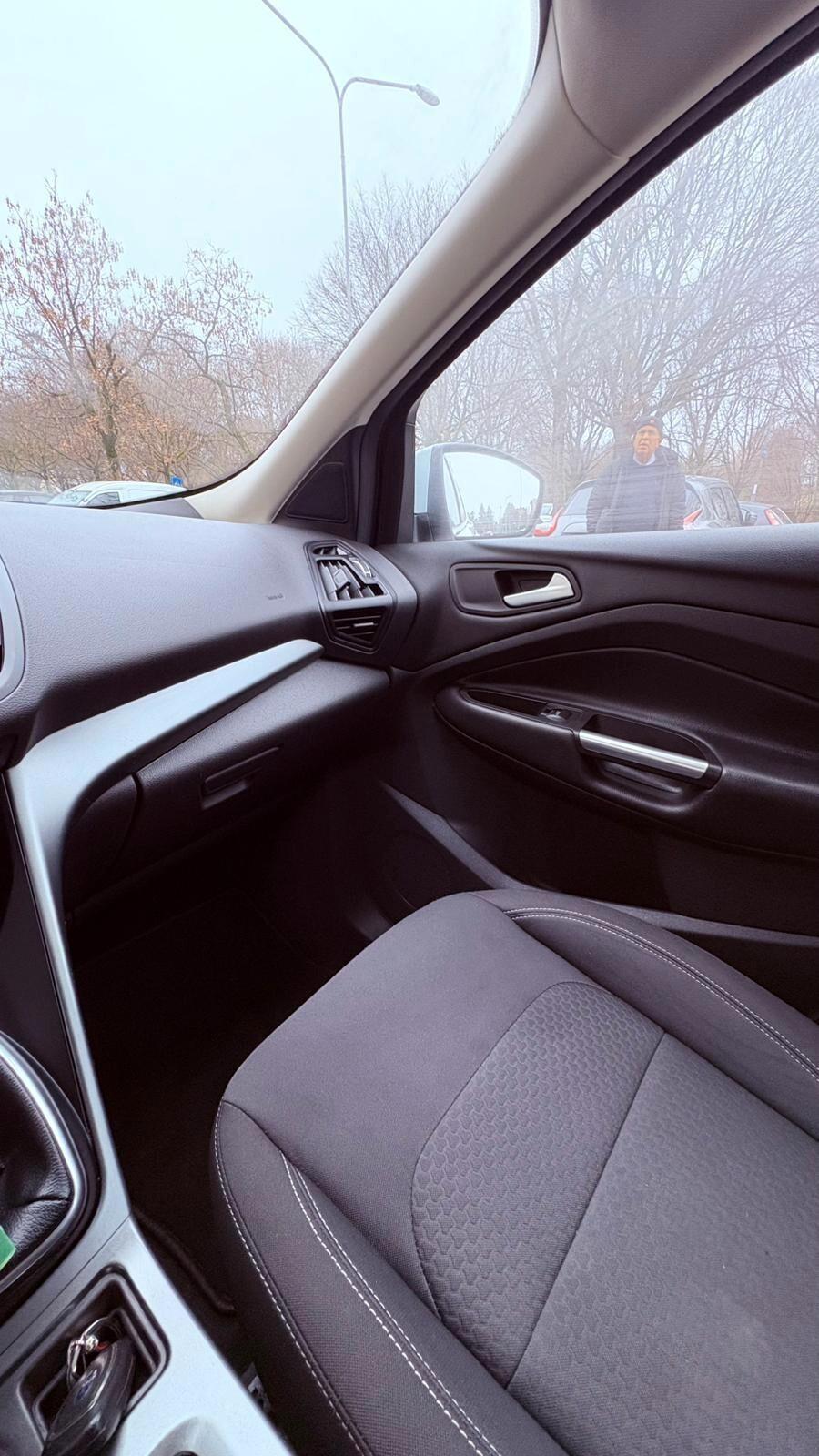 Ford Kuga 1.5 TDCI 120 CV S&S 2WD Plus