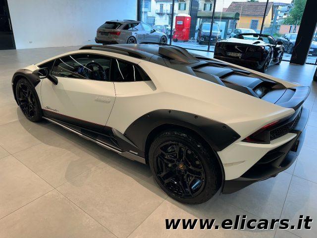 LAMBORGHINI Huracan Sterrato 5.2 V10 Coupé