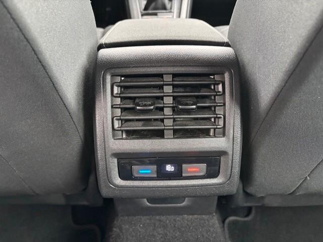 Volkswagen Golf 2.0 TDI SCR Style