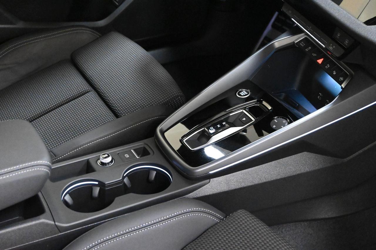 AUDI A3 4ª serie A3 SPB 40 TFSI e S tronic S l...