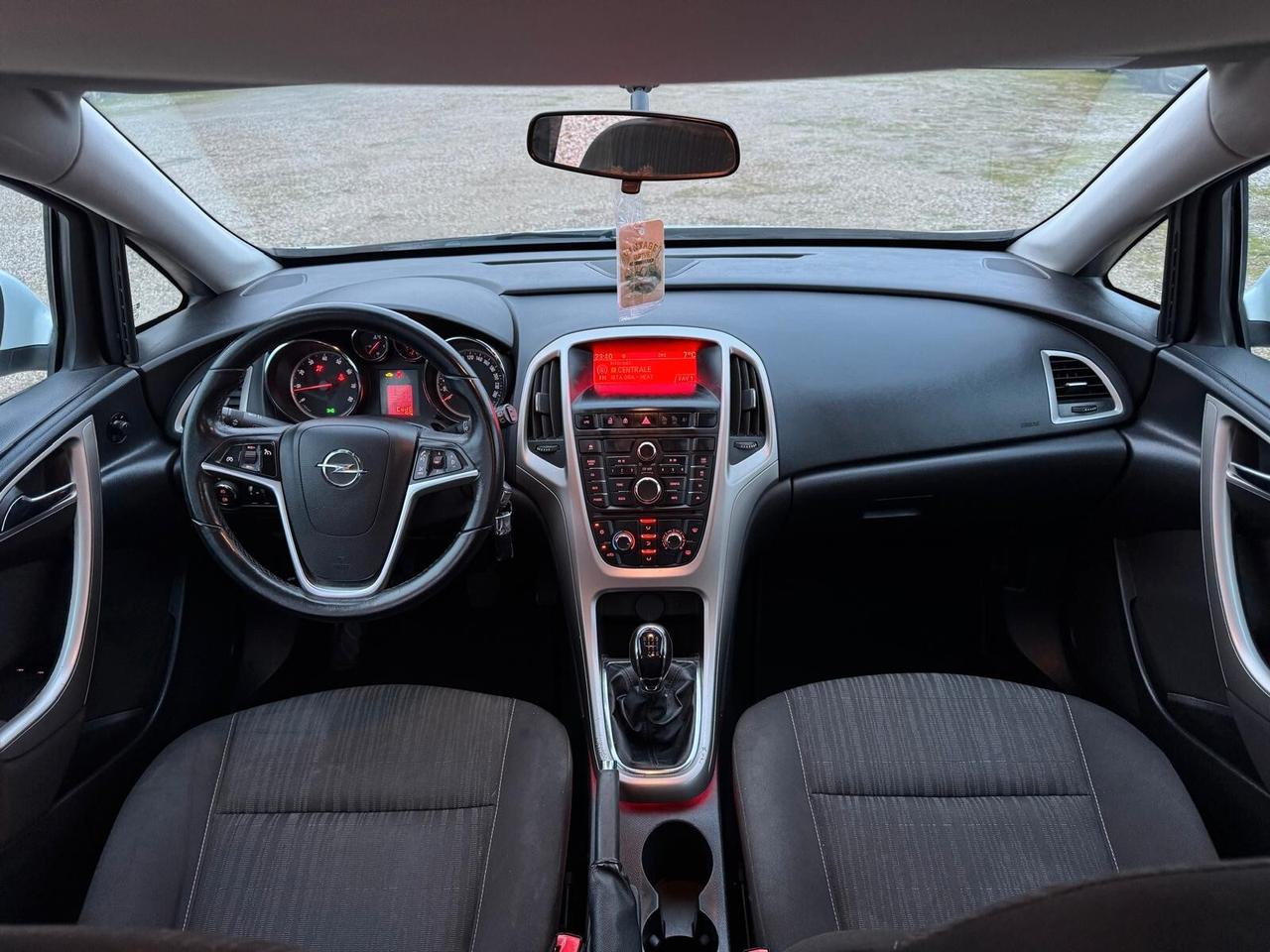 Opel Astra 1.4 Turbo 140CV Sports Tourer GPL Tech Elective